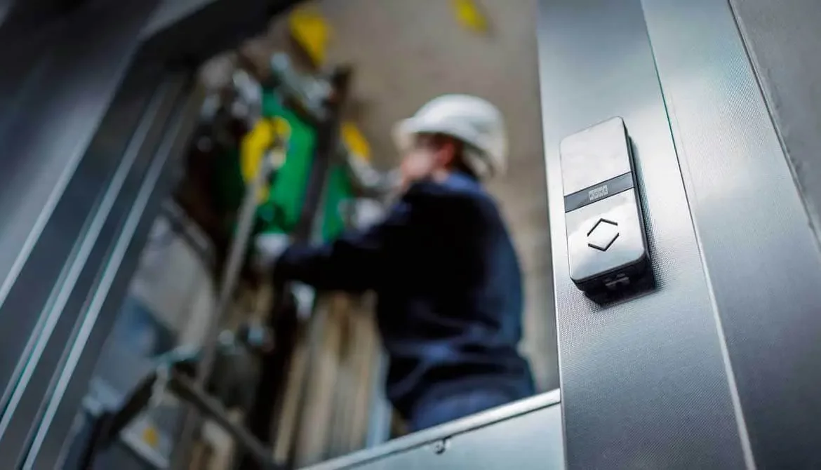 elevator maintenance